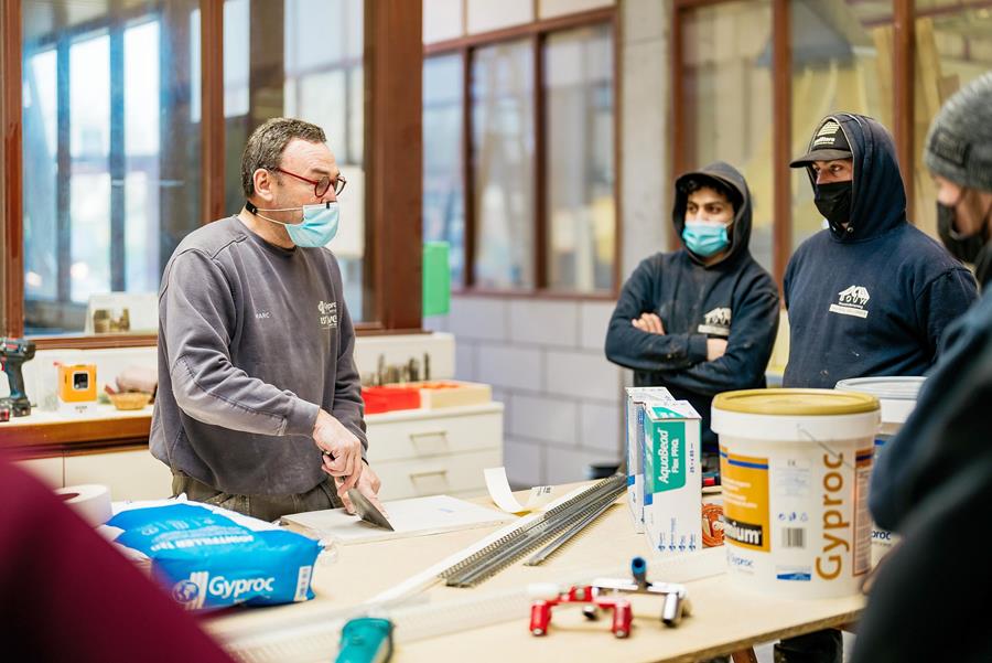 Opleiding cruciaal voor snel evoluerende sector als de bouw