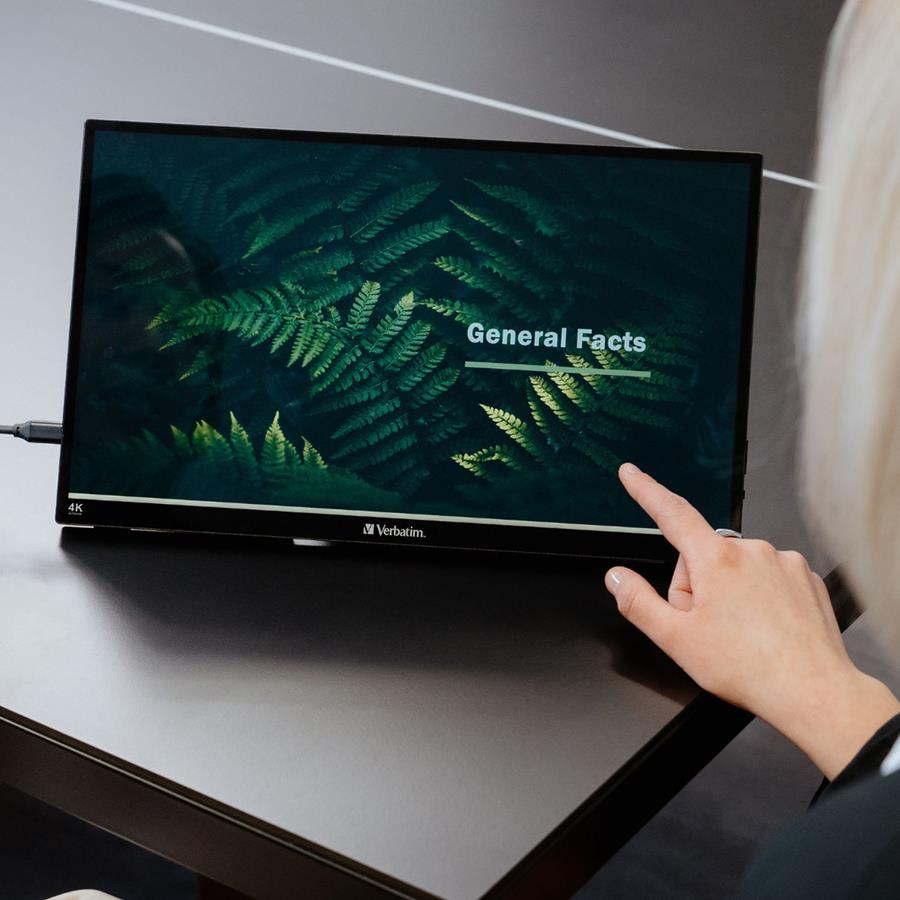 draagbaar touchscreen scherm 1